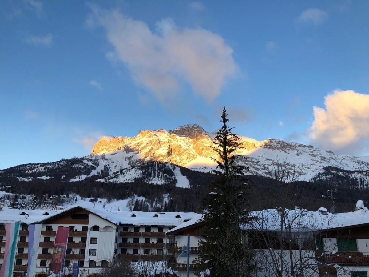 Luxury Panoramic 3Br Apt 2Min To Centre 5Min To Lifts Cortina dʼAmpezzo Exterior foto
