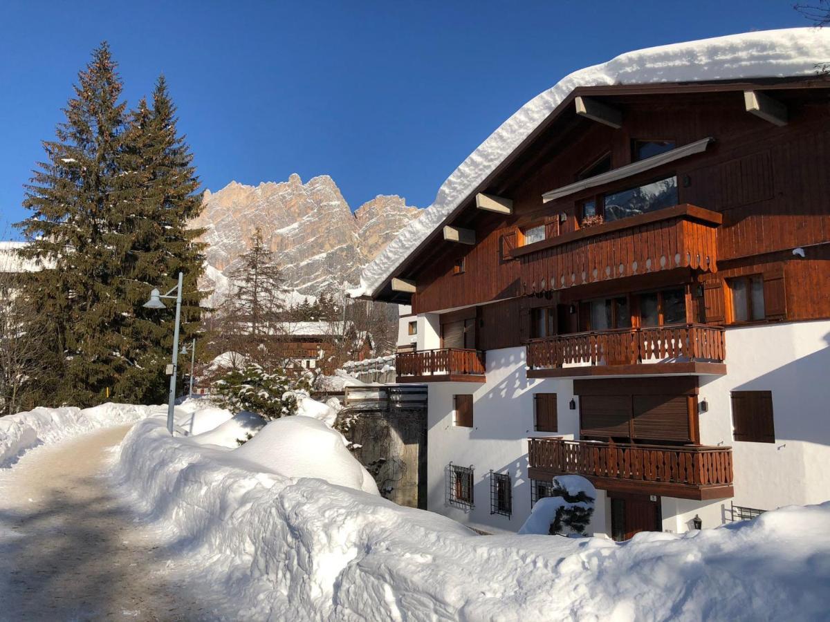 Luxury Panoramic 3Br Apt 2Min To Centre 5Min To Lifts Cortina dʼAmpezzo Exterior foto